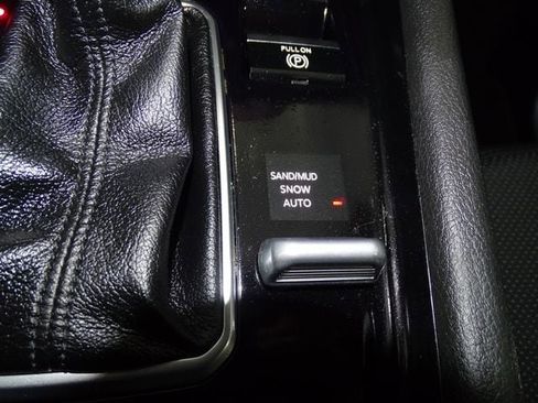 Used 2025 Jeep Compass Limited w/ High Altitude Package AWD/4WD image 13