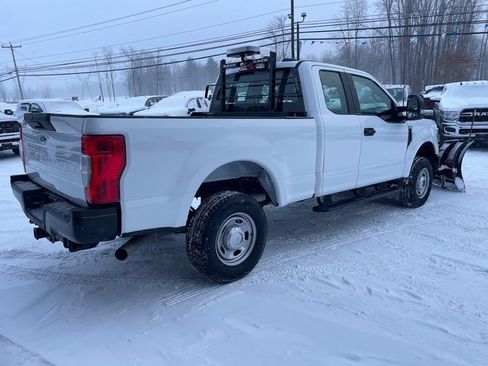 Used 2022 Ford F250 XL w/ Power Equipment Group image 7