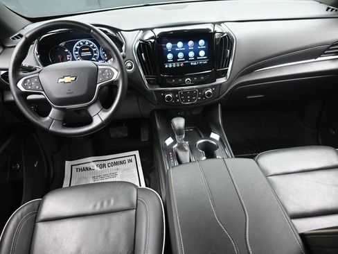 Used 2023 Chevrolet Traverse Premier AWD/4WD image 13