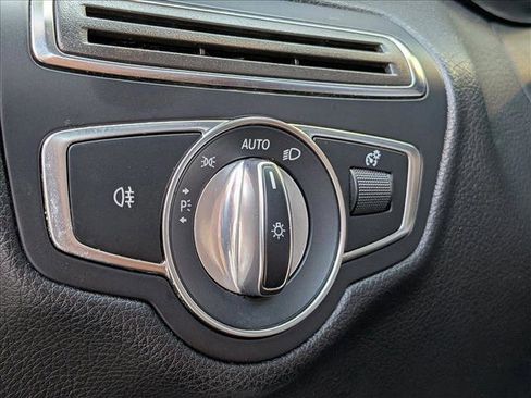 Used 2018 Mercedes-Benz C 300 Cabriolet image 10