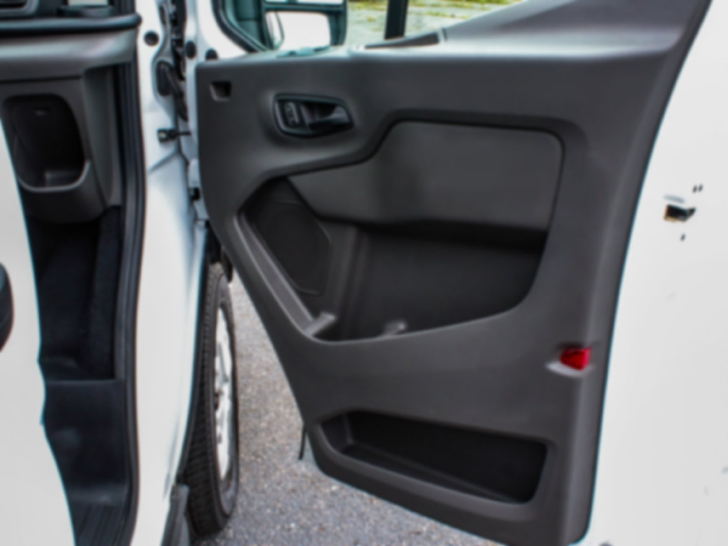 Used 2025 Ford Transit 350 XLT RWD image 11