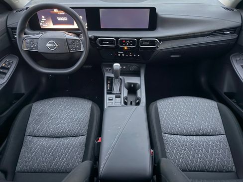 New 2026 Nissan Sentra SV image 17