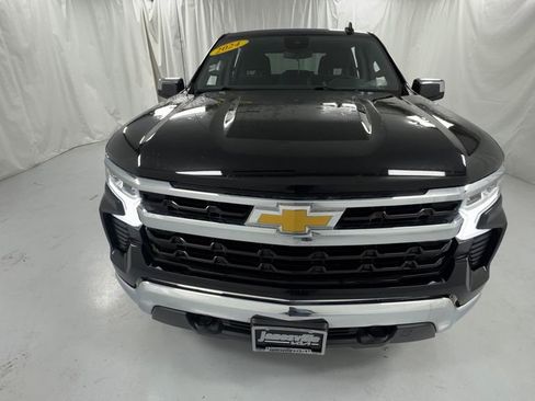 Used 2024 Chevrolet Silverado 1500 LT w/ Protection Package AWD/4WD image 8