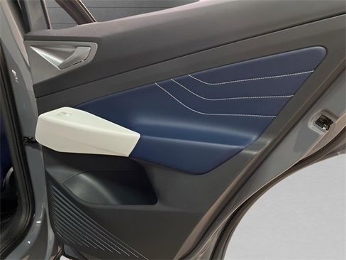 Used 2023 Volkswagen ID.4 Pro S image 70