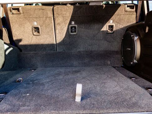 Used 2022 Jeep Wrangler Unlimited Sahara image 5