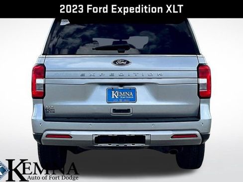 Used 2023 Ford Expedition XLT AWD/4WD image 6