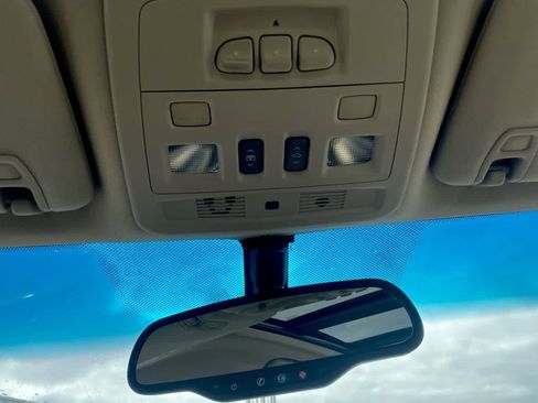 Used 2010 Cadillac CTS Luxury image 26