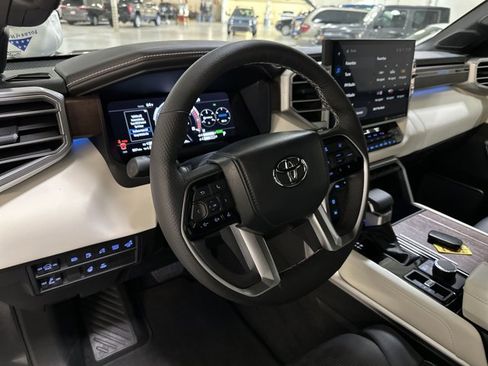 Used 2024 Toyota Sequoia Capstone image 15