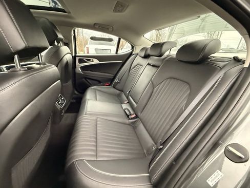 Used 2019 Genesis G70 2.0T Advanced w/ Elite Package image 17