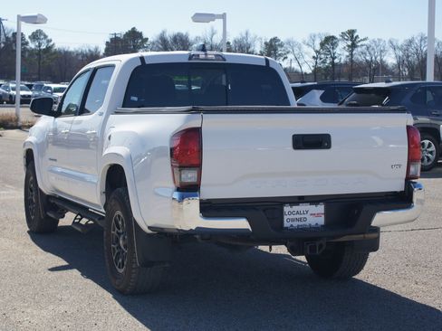 Used 2022 Toyota Tacoma SR5 image 13