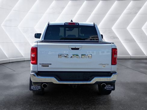 Used 2025 RAM 1500 Laramie AWD/4WD image 5