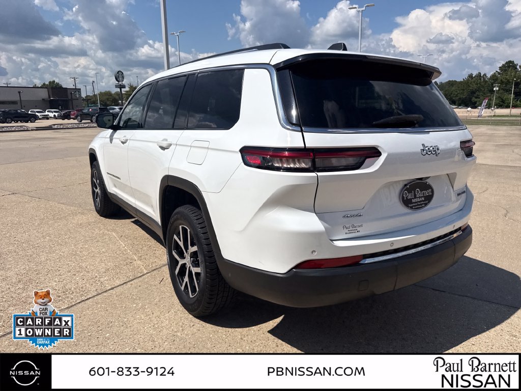 Used 2023 Jeep Grand Cherokee L Limited AWD/4WD image 8