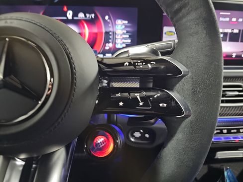 New 2026 Mercedes-Benz GLE 63 AMG S image 19