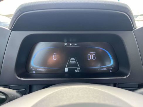 Used 2026 Hyundai Elantra Sport image 27