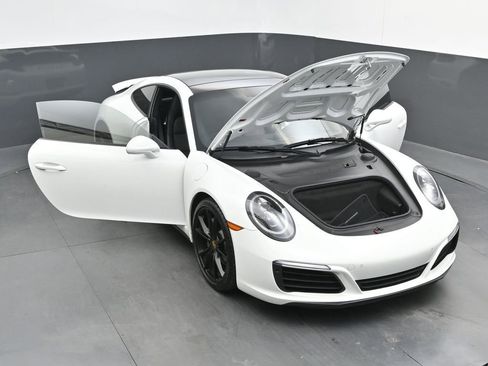 Certified 2018 Porsche 911 Carrera 4 image 44