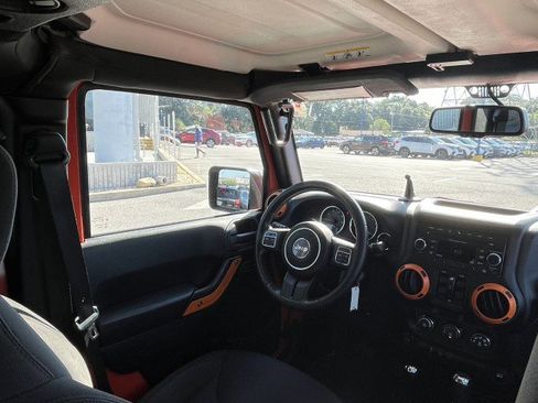 Used 2015 Jeep Wrangler Unlimited Sport w/ Quick Order Package 24S image 13