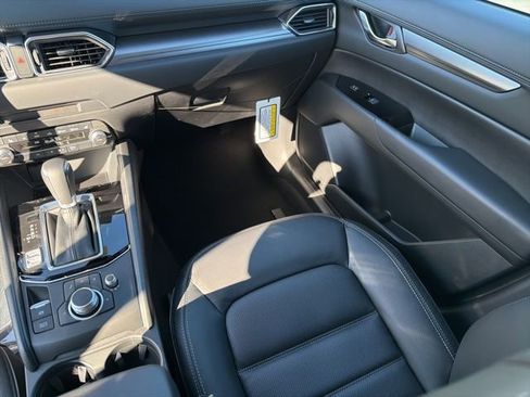 New 2025 MAZDA CX-5 AWD 2.5 S w/ Preferred Package image 29