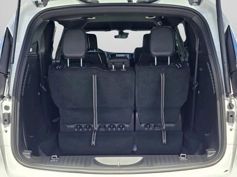 New 2026 Chrysler Voyager LX image 15
