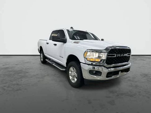 Used 2024 RAM 2500 Big Horn AWD/4WD image 6