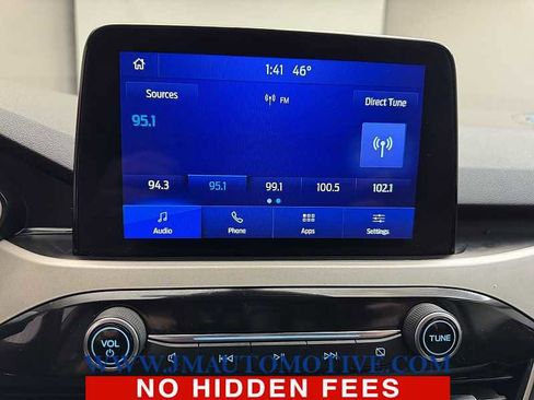 Used 2021 Ford Escape SE image 22