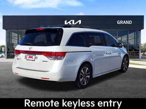 Used 2014 Honda Odyssey Touring image 6