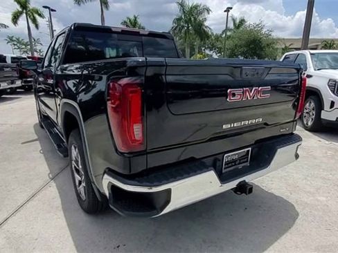 Used 2023 GMC Sierra 1500 SLT w/ SLT Premium Package image 11