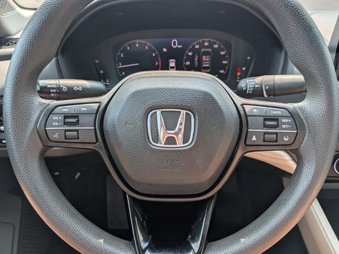 Used 2024 Honda Accord EX image 25