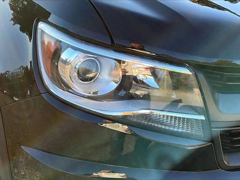 Used 2017 Chevrolet Colorado Z71 image 27