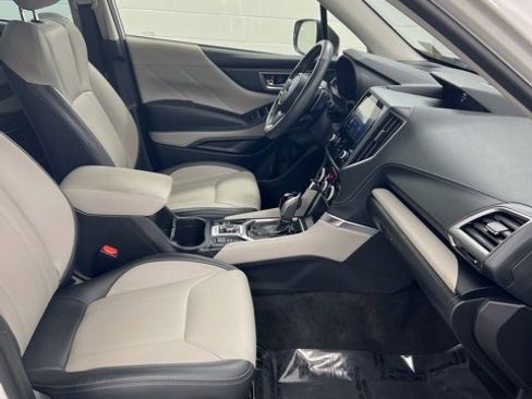 Used 2024 Subaru Forester Limited image 24