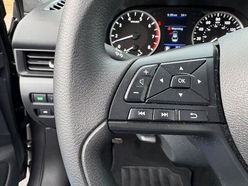 Used 2024 Nissan Sentra S image 13