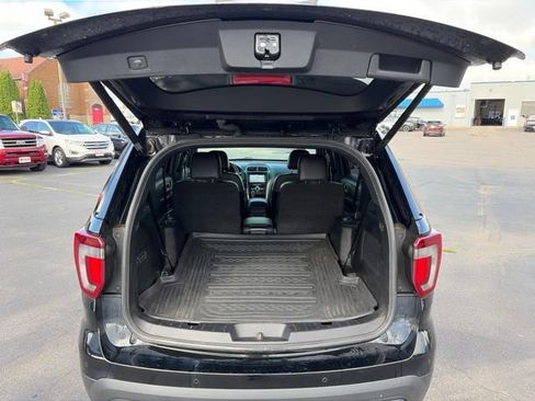 Used 2017 Ford Explorer Sport w/ Equipment Group 401A AWD/4WD image 24