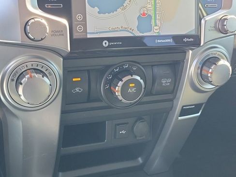 Used 2020 Toyota 4Runner SR5 image 29