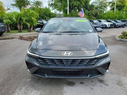 Certified 2026 Hyundai Elantra SE FWD image 2