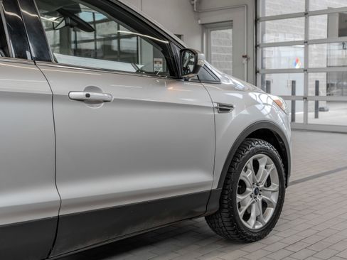 Used 2013 Ford Escape SEL image 32