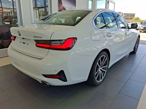 Used 2020 BMW 330i xDrive Sedan w/ Convenience Package image 6