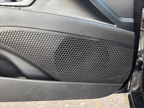 Used 2021 Hyundai Elantra SE image 25