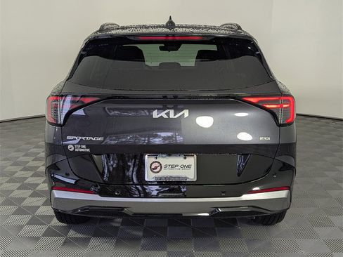 New 2026 Kia Sportage SX image 6