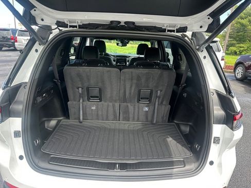 Used 2023 Jeep Grand Cherokee L Laredo image 21