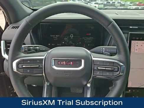 Used 2025 GMC Terrain Elevation AWD/4WD image 4