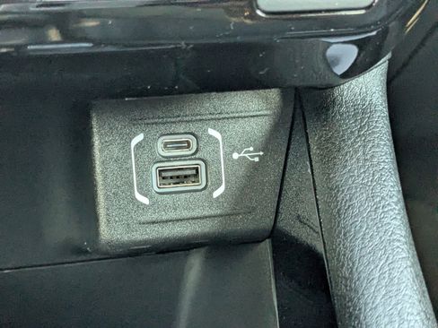 New 2026 Jeep Compass Latitude image 20