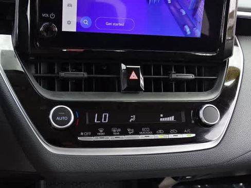 Used 2026 Toyota Corolla LE FWD image 30
