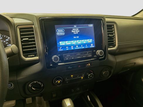 Used 2023 Nissan Frontier SV AWD/4WD image 25