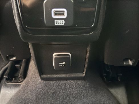 Used 2024 Jeep Compass Latitude AWD/4WD image 12