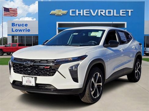 New 2026 Chevrolet Trax RS w/ Driver Confidence Package image 1