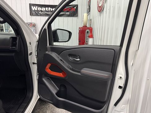 Used 2022 Nissan Frontier PRO-4X image 20