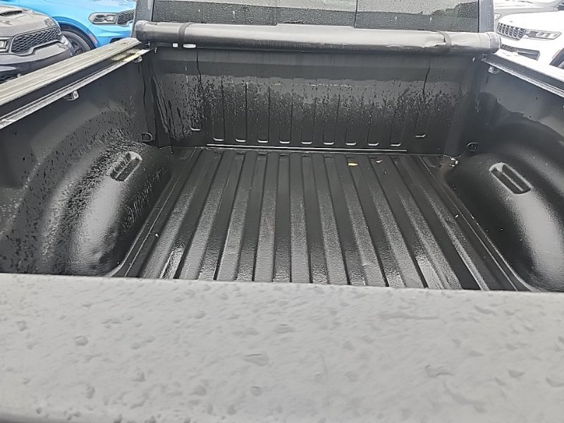 Used 2019 RAM 1500 Laramie w/ Sport Appearance Package AWD/4WD image 11