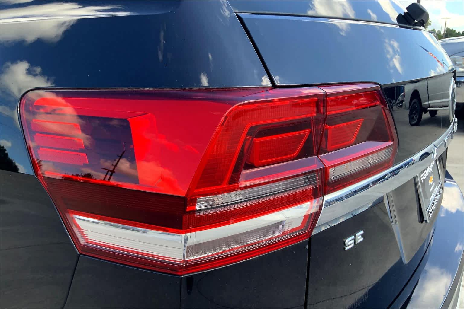 Used 2018 Volkswagen Atlas SE FWD image 27