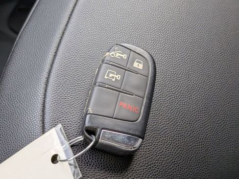 Used 2023 RAM ProMaster 2500 FWD image 33