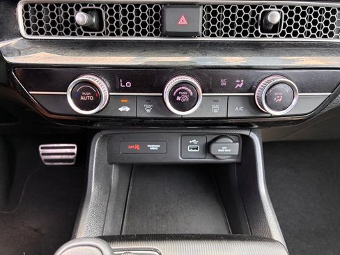 Used 2024 Honda Civic Sport image 33