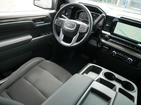 Used 2023 GMC Sierra 1500 Elevation AWD/4WD image 9